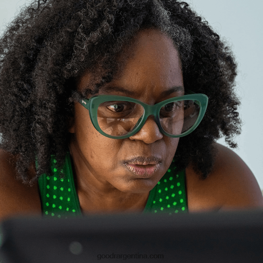 Goodrtrabajando desde casa 28DP0L125